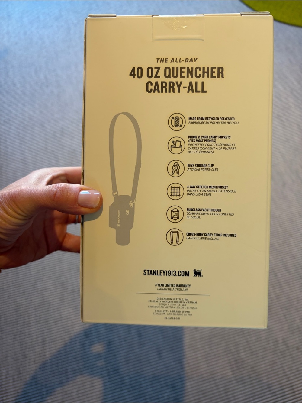 Stanley 40 oz Black Quencher Carry-All - Picture 2 of 4